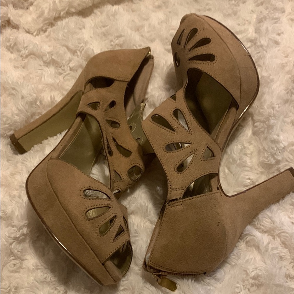 Xappeal Tan Cutout Heels